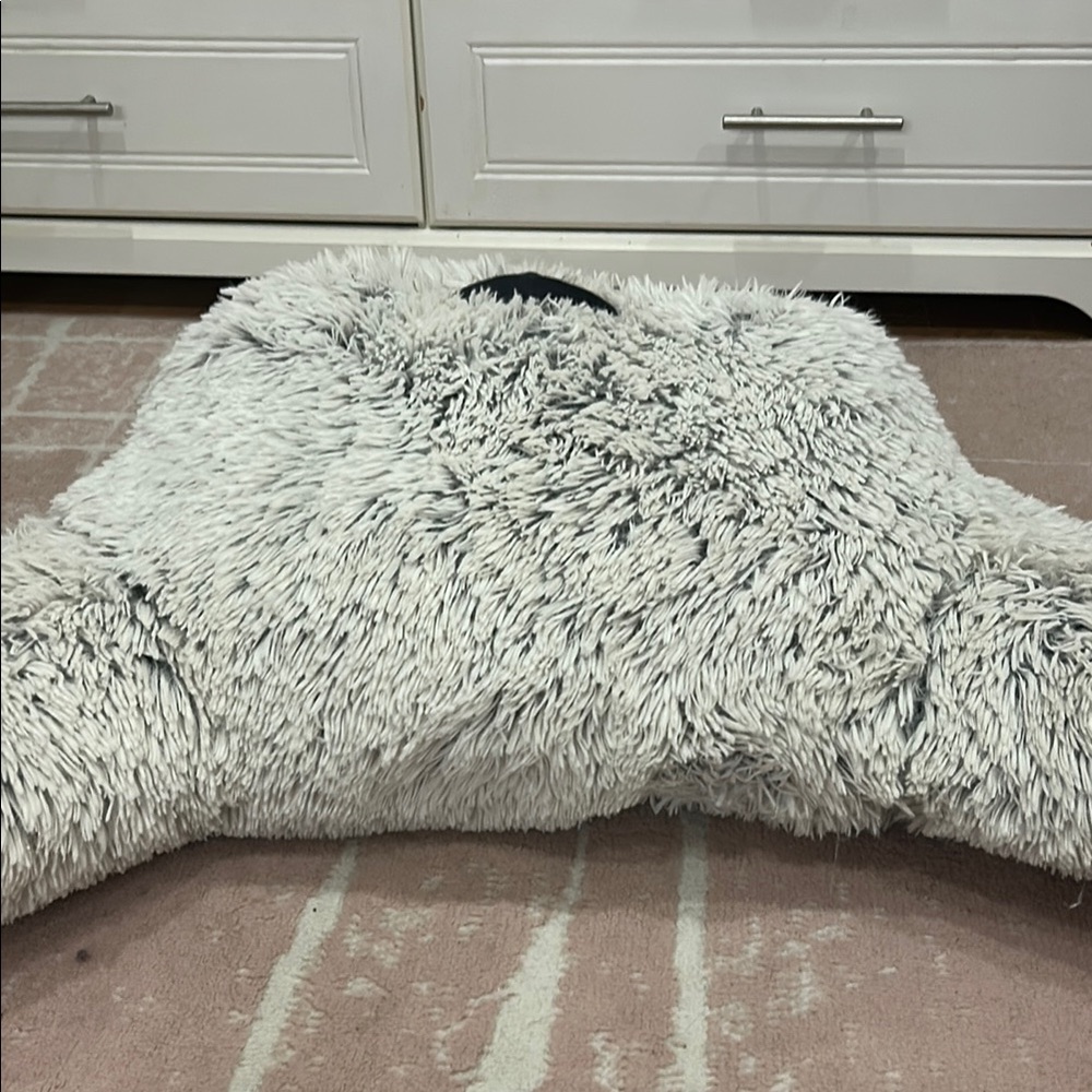 Plush Gray Shaggy Throw pillow